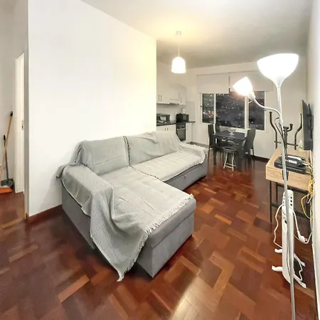 Charming House In With Sea View * فونشال