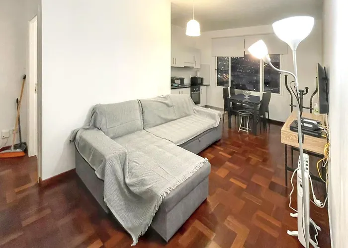 Charming House In With Sea View * Funchal (Madeira)